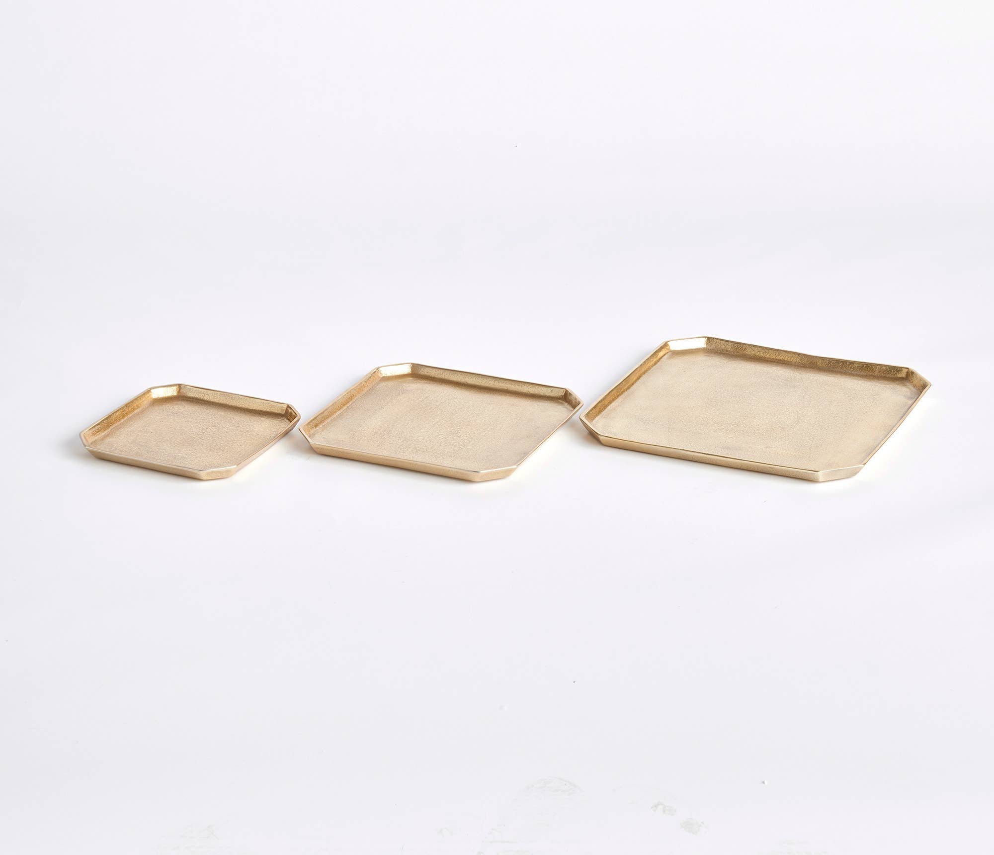 Dezi Rectangular Serving Trays