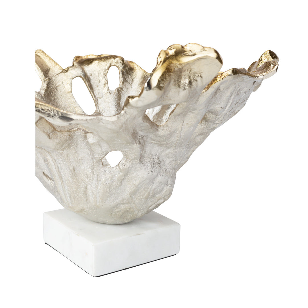 Jenny Flower Sculpture